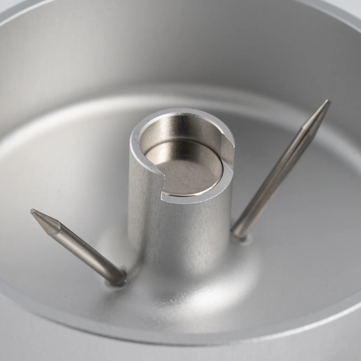 Debowler_3_576x@2x.webp Debowler_3_576x@2x.webp